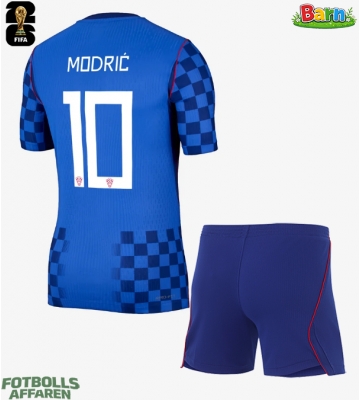 Kroatien Luka Modric #10 Bortaställ Barn VM 2026 Kortärmad (+ Korta byxor)